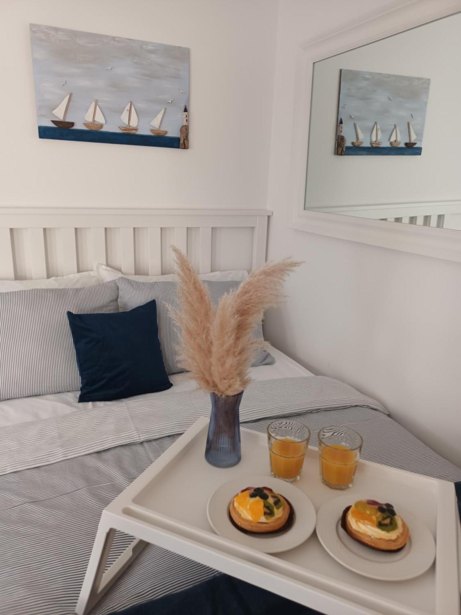 App Hedonist Leilighet Novigrad Istria Eksteriør bilde